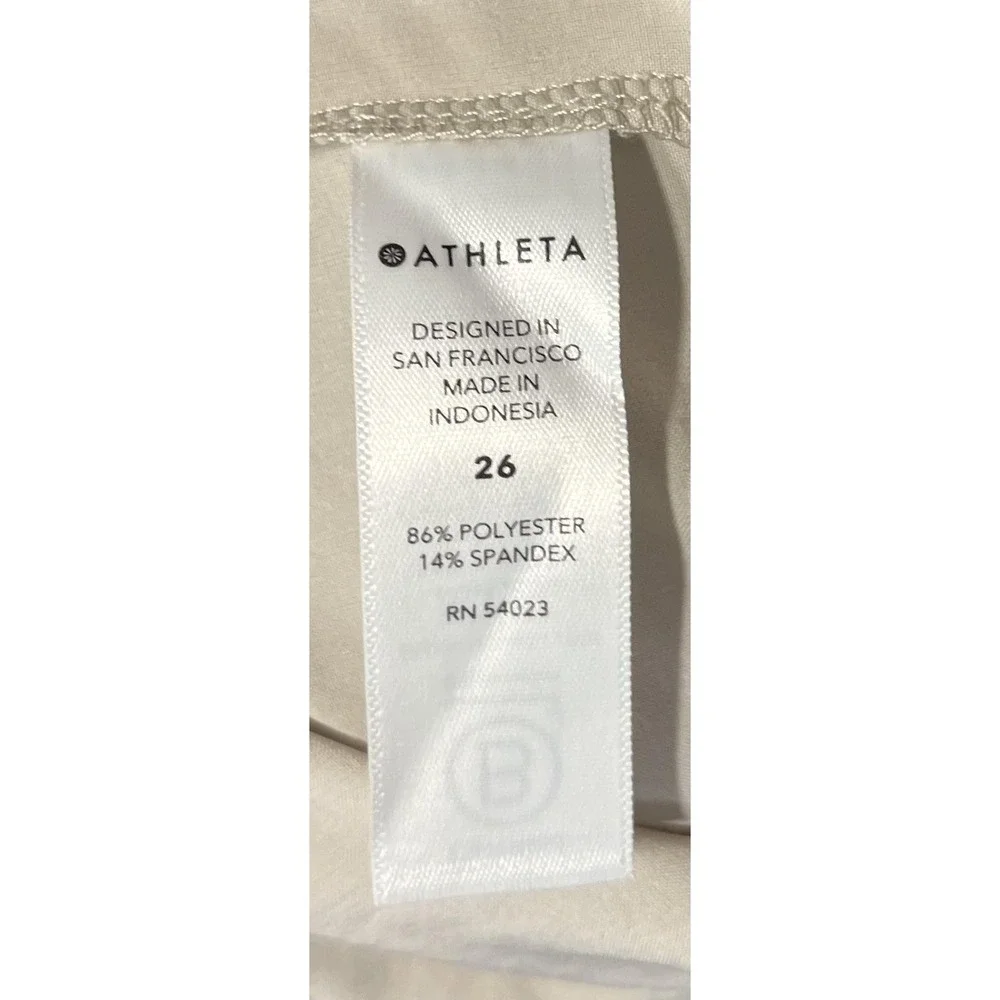Athleta Skyline Short II Shorts Womens 26 Beige Paperbag Waist Belted‎ Travel